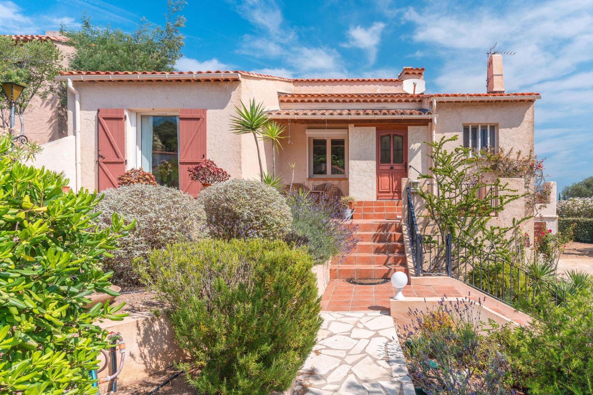 Villa Vue Mer Presqu'Ile De Giens Avec Piscine Hyères Kültér fotó